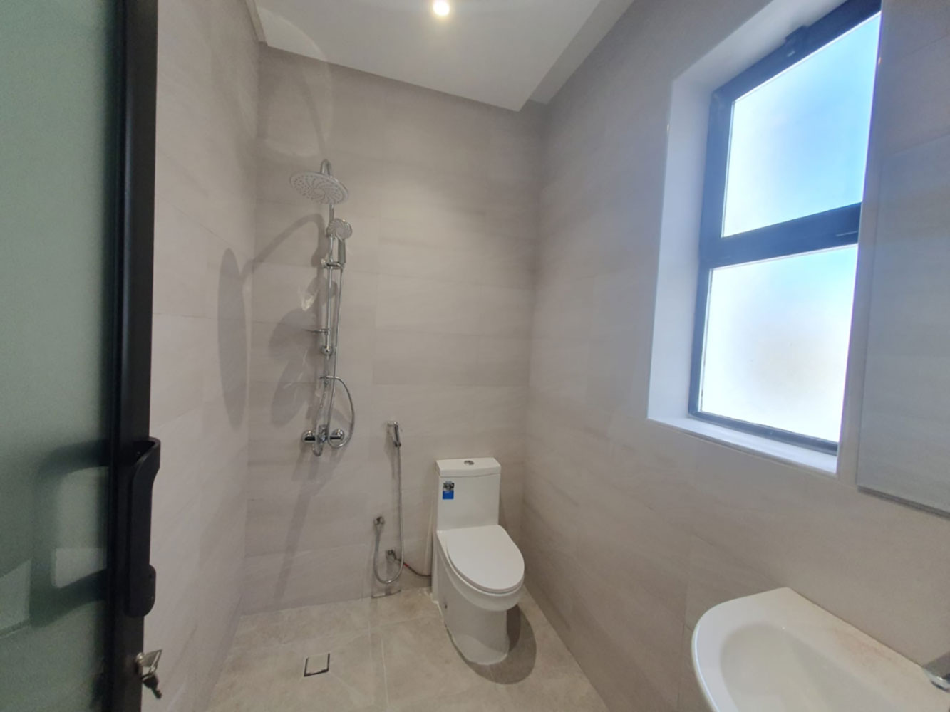 property 4060 image 5