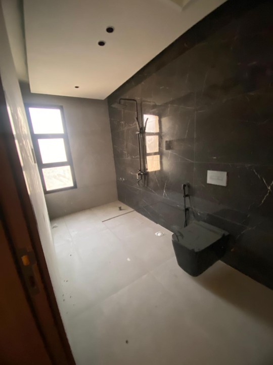 property 7230 image 6