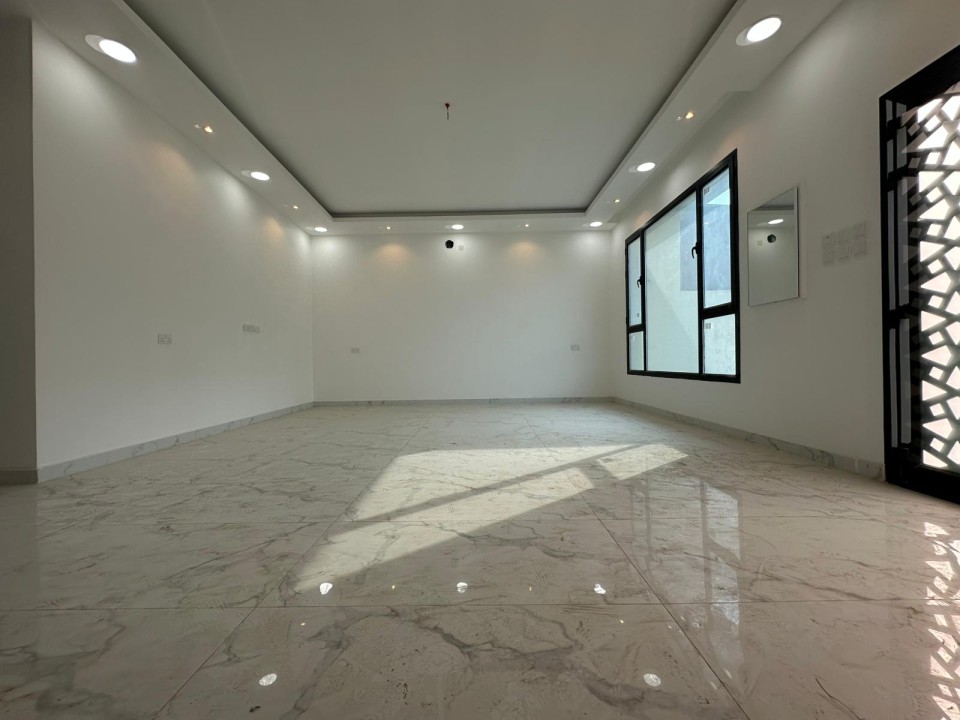 Villa for Sale in Shahrakkan Image #7989 3