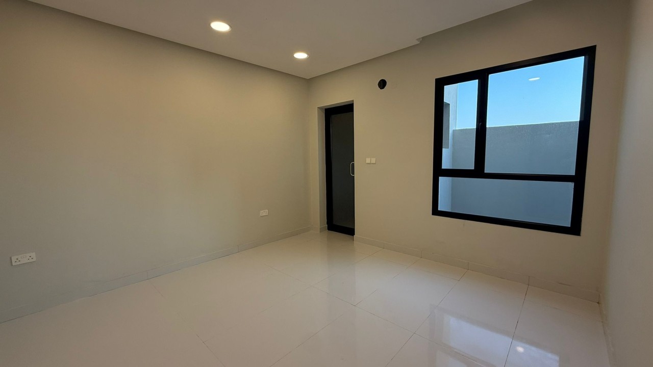 صورة فيلا للبيع في شهركان #8303 5