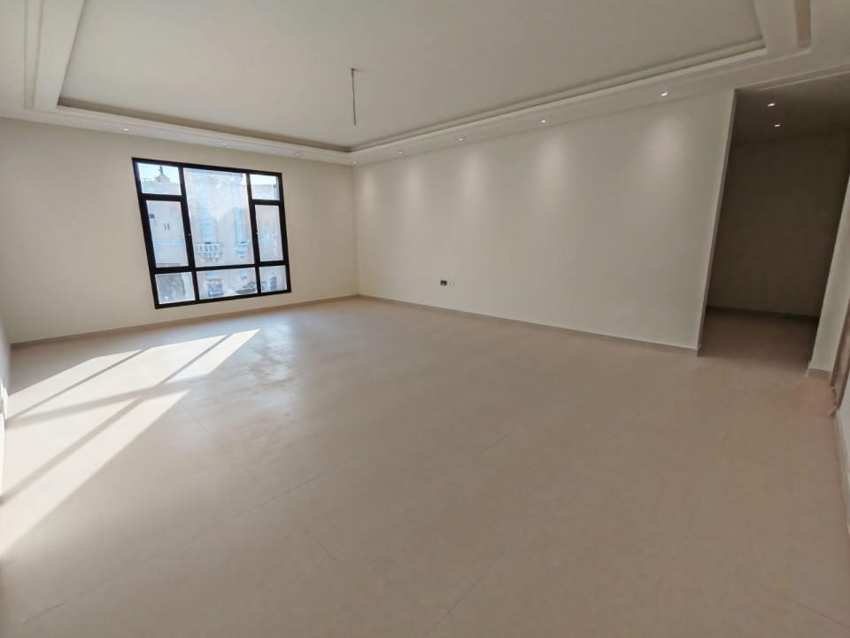 Villa for Sale in Busaiteen Image #9261 3