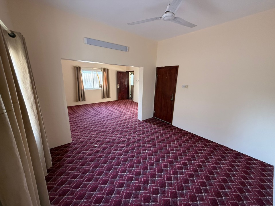 صورة فيلا للبيع في عالي #9289 1