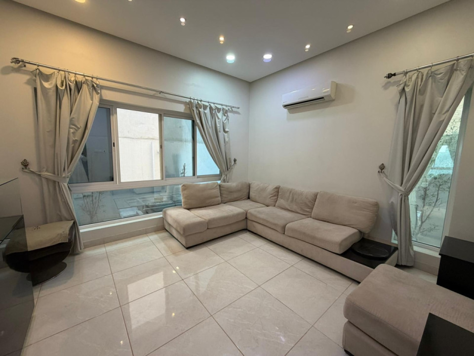 Villa for Sale in Markh Image #11796 2