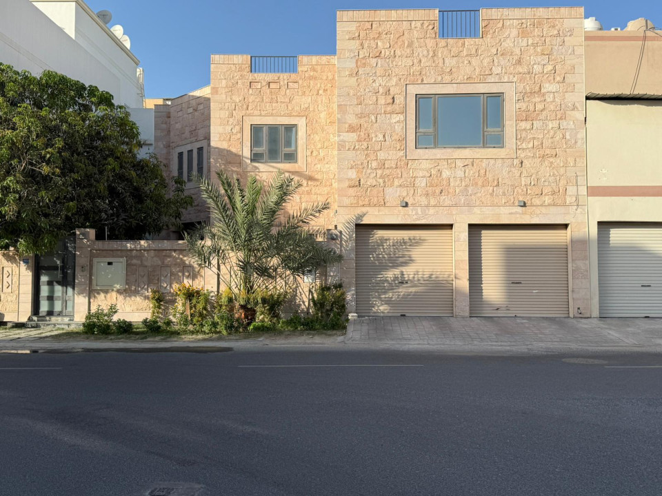صورة فيلا للبيع في الجنبية #12157 0