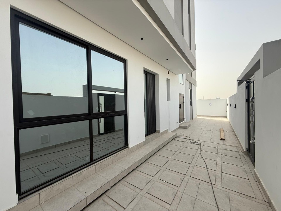 صورة فيلا للبيع في النويدرات #6272 1