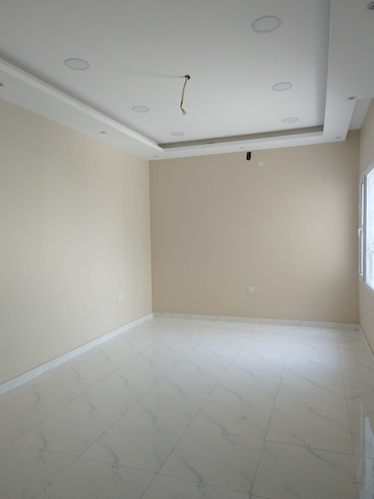 property 7685 image 8