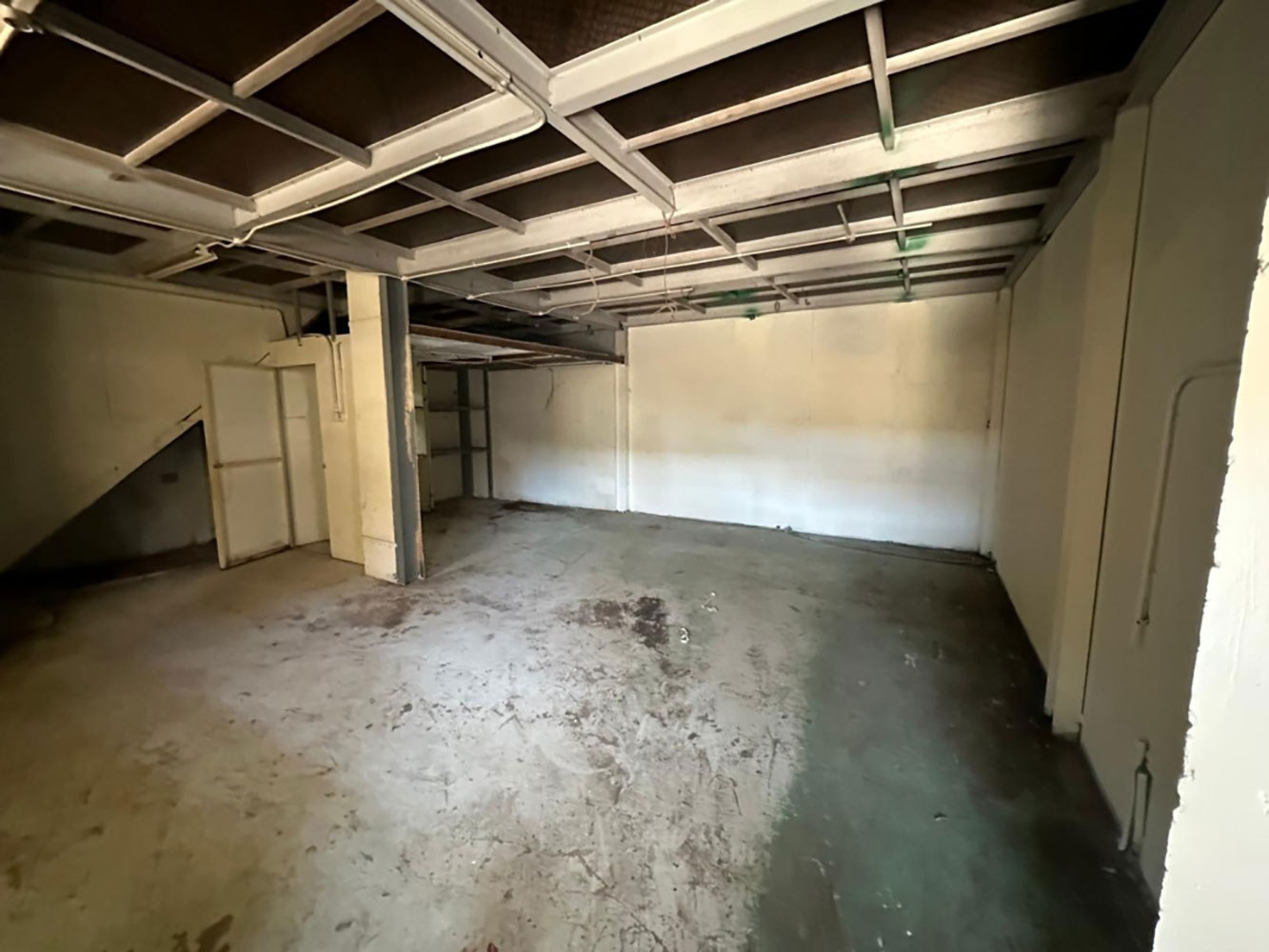 صورة مخزن للإيجار في سترة الصناعية #2803 1