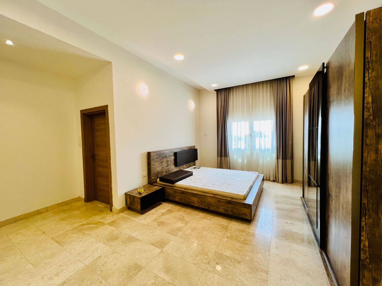 صورة شقة للإيجار في توبلي #3001 2