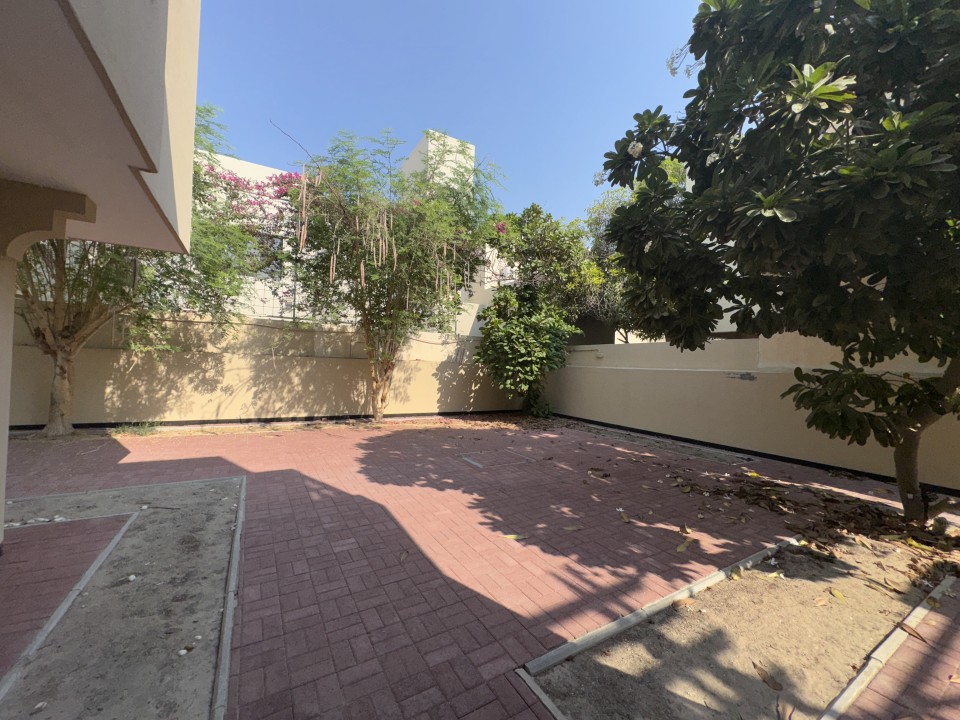 Villa for Rent in Sar Image #7179 1