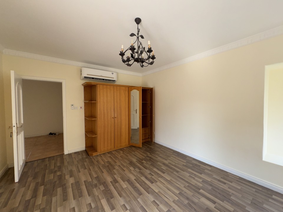 Villa for Rent in Sar Image #7179 4