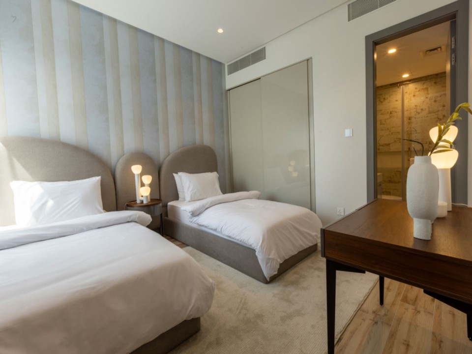 property 6893 image 2