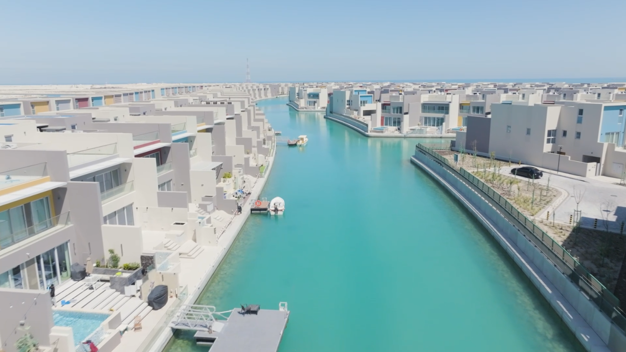 property 6894 image 2