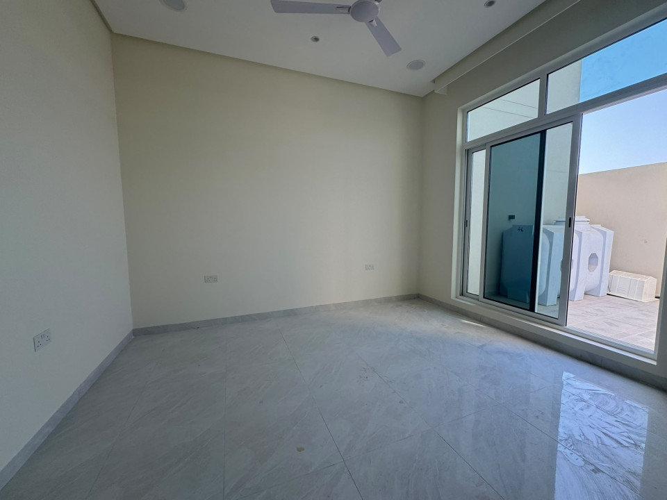 Villa for Sale in Arad Image #12088 4