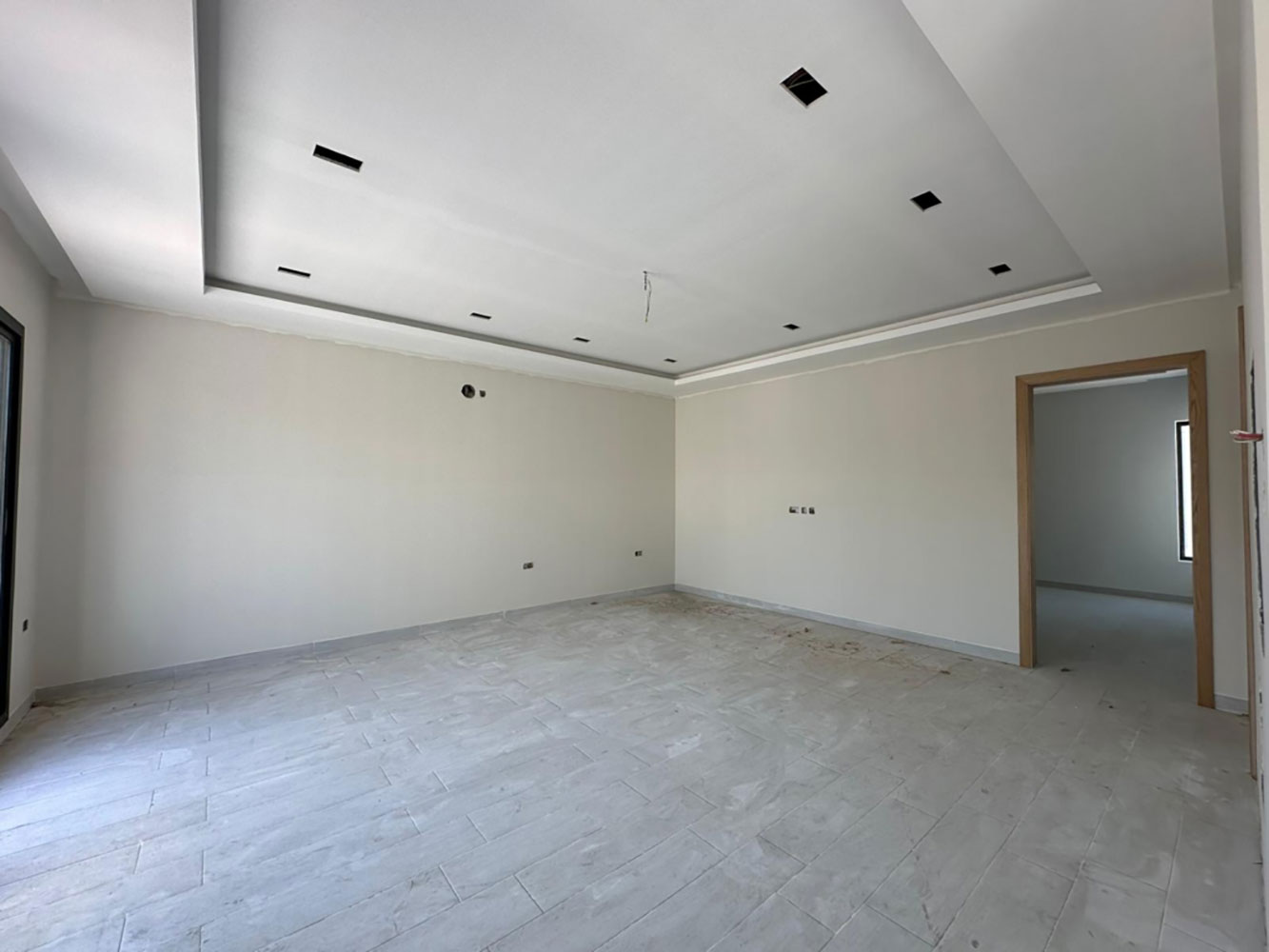 property 1552 image 2