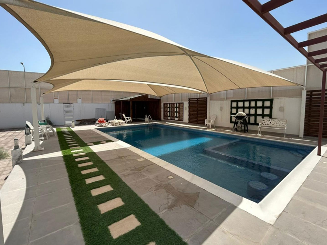 property 1603 image 0