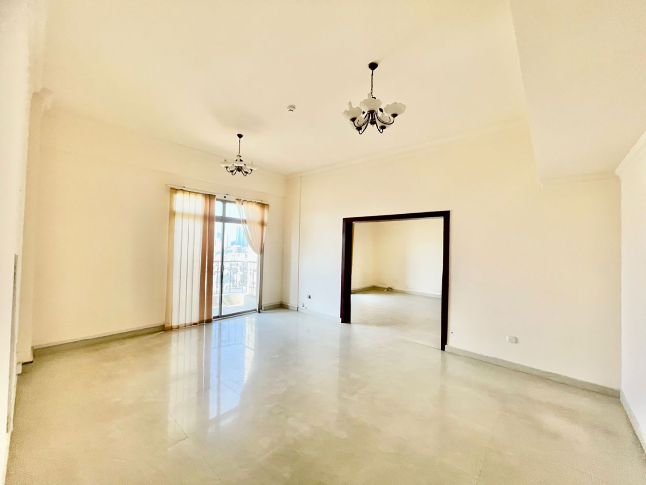 Office for Sale in Manama Image #3052 3