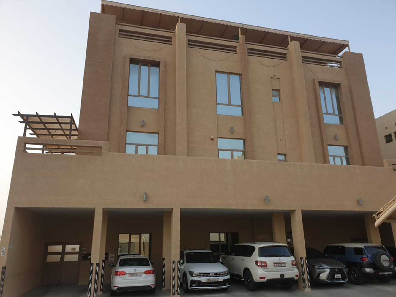 صورة مبنى للبيع في الحد #5936 0