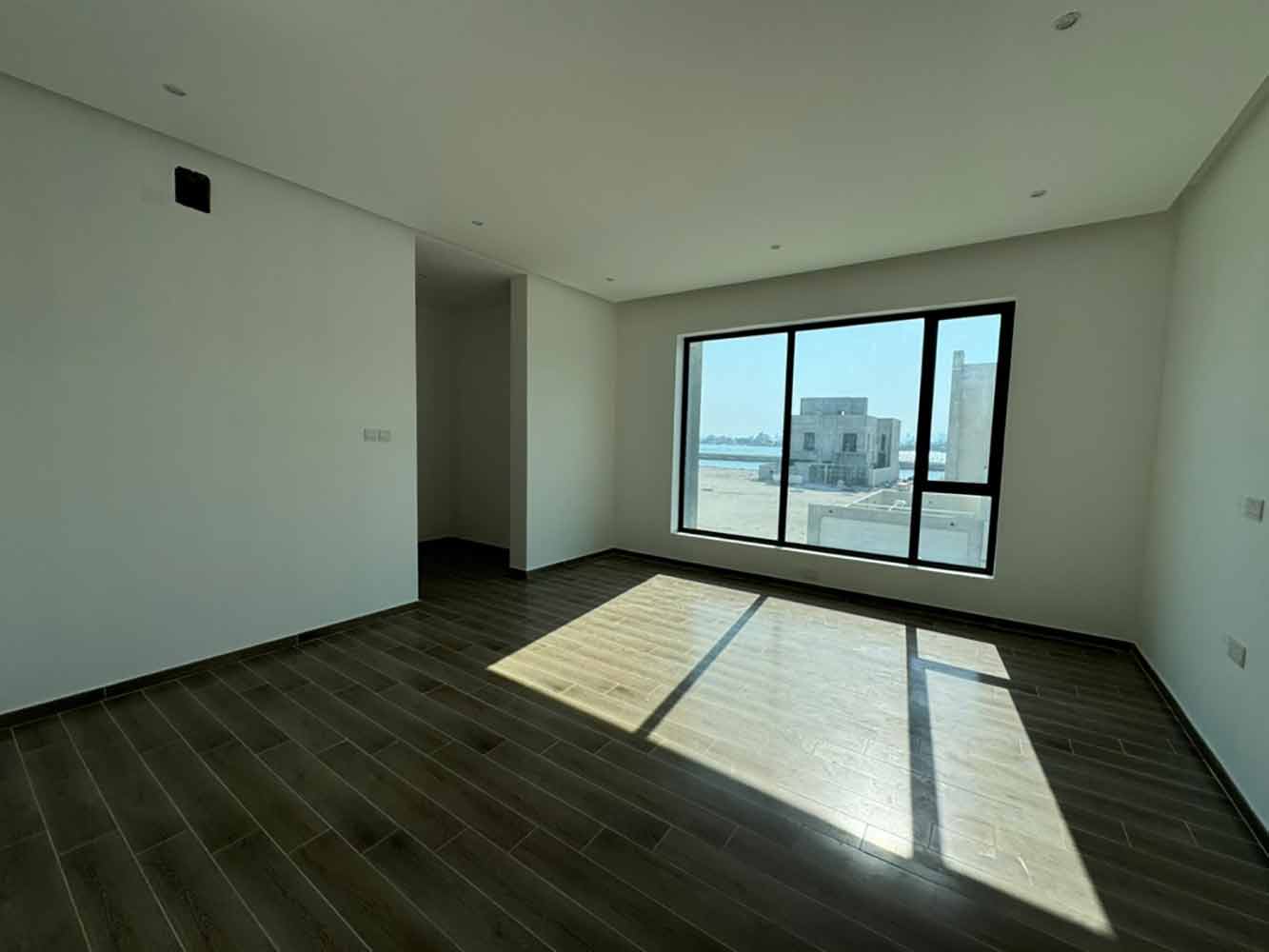 Villa for Sale in Hidd Image #6276 3