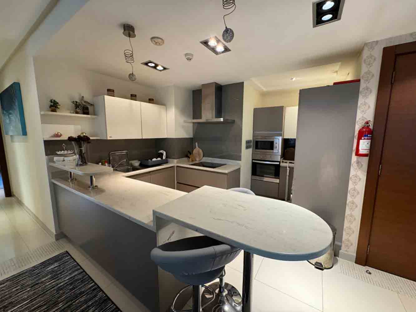 property 6412 image 1