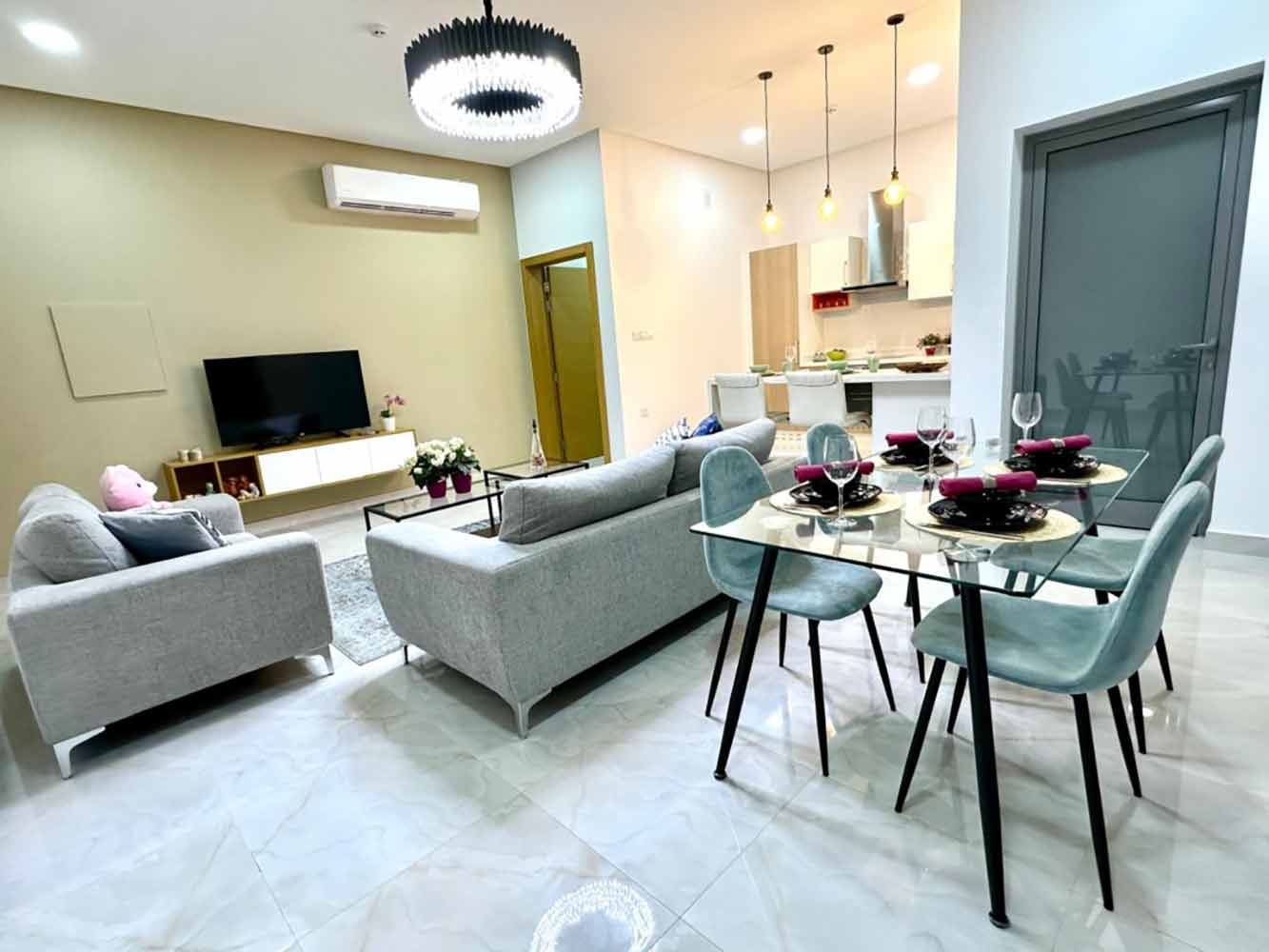 property 6478 image 0