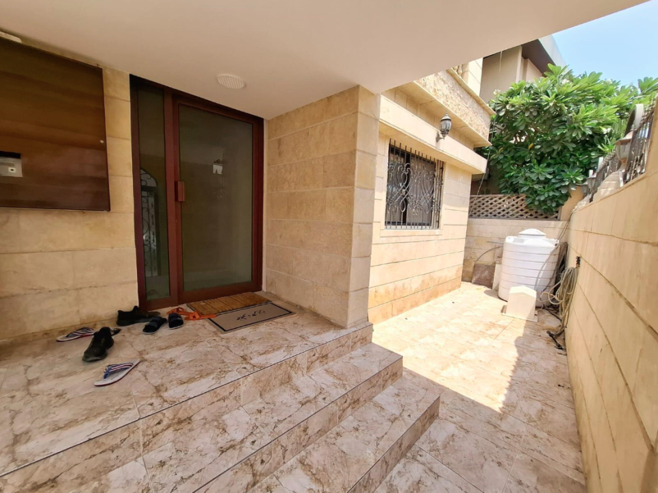 صورة فيلا للبيع في الزنج #7212 1