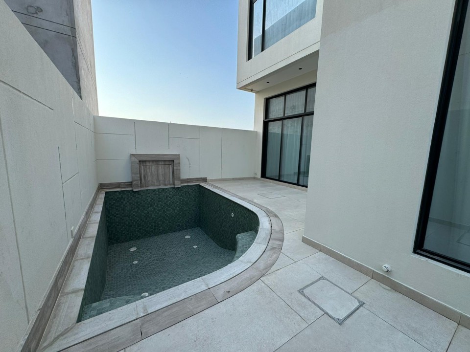 property 7624 image 9