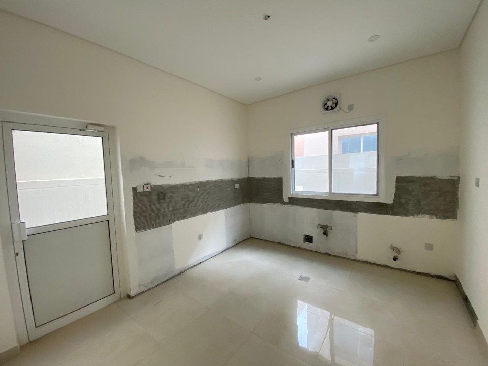 صورة فيلا للبيع في جنوسان #7730 5