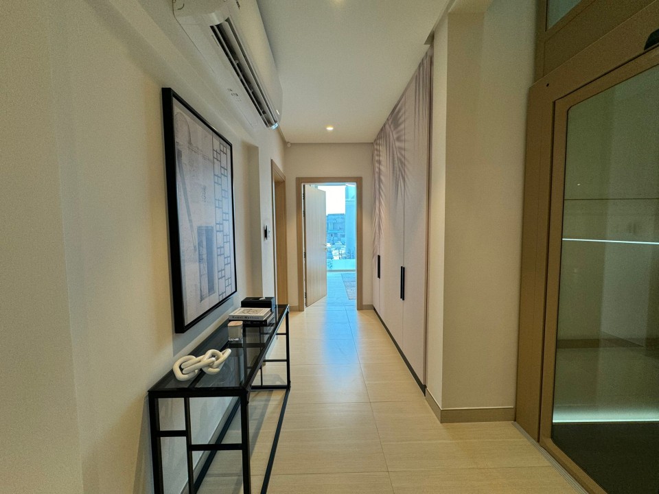 Villa for Sale in Arad Image #8126 3