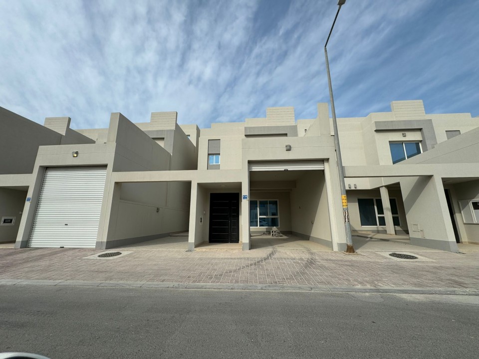 صورة فيلا للبيع في جنوسان #8130 0 