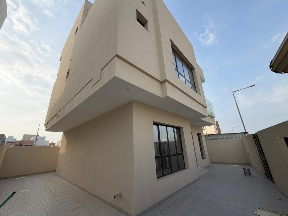 صورة فيلا للبيع في المالكية #8780 3