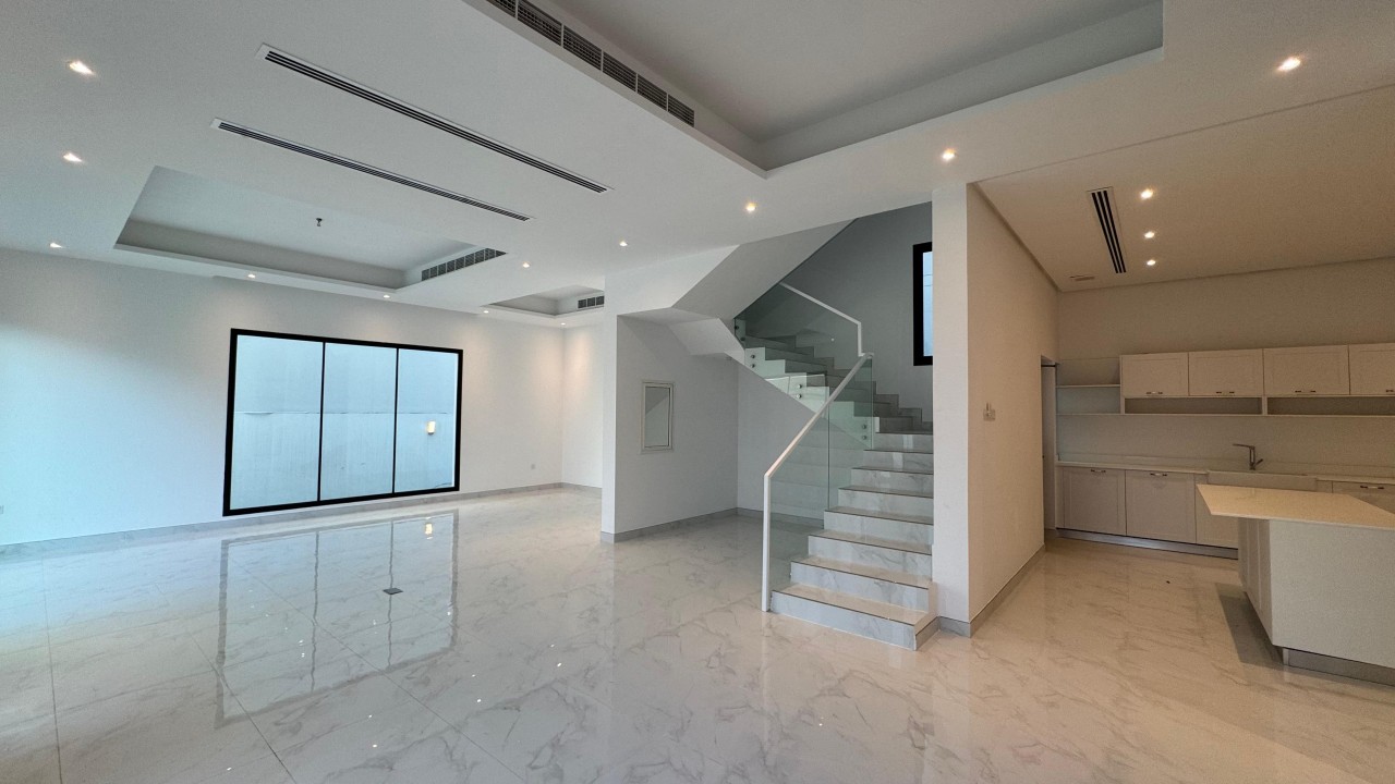 صورة فيلا للبيع في الحد #9035 2