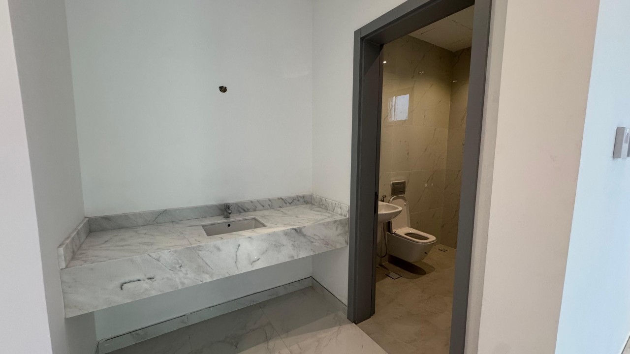 صورة فيلا للبيع في الحد #9035 9