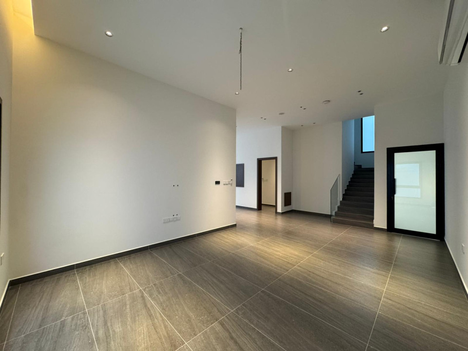 Villa for Sale in Sar Image #9744 6