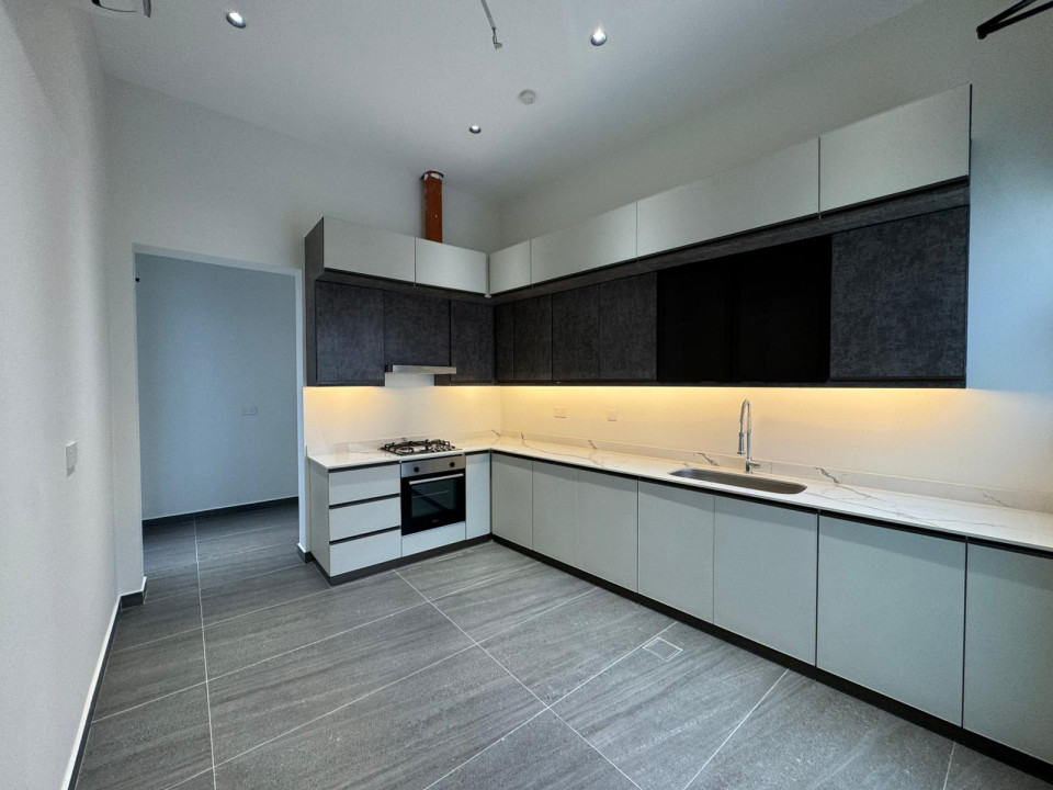 Villa for Sale in Sar Image #9744 7