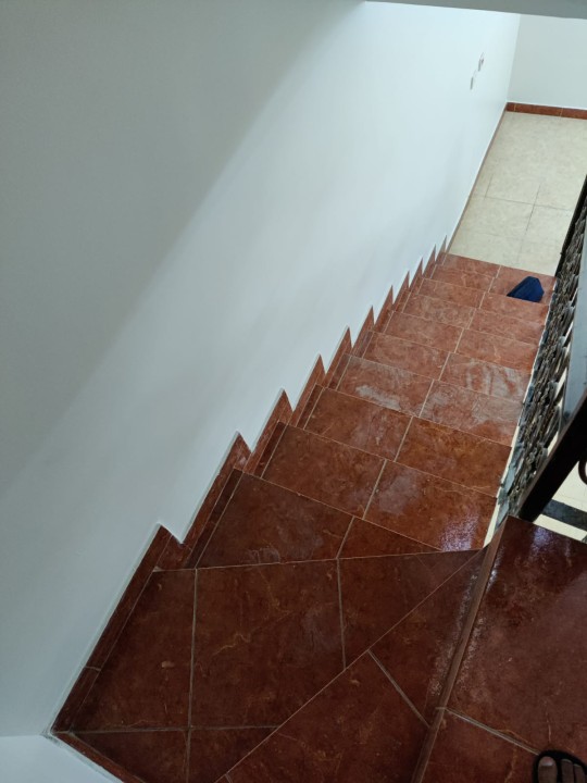 property 7574 image 4