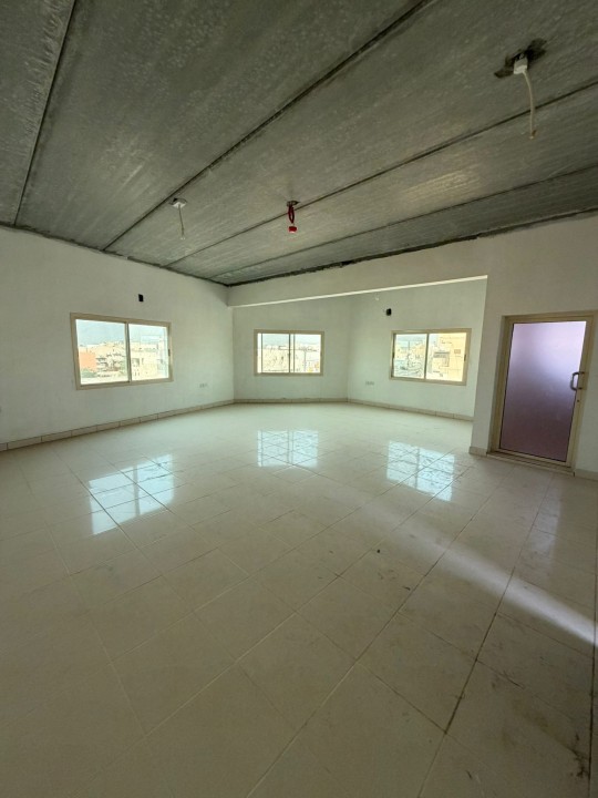 صورة مكتب للإيجار في عالي #7639 0 