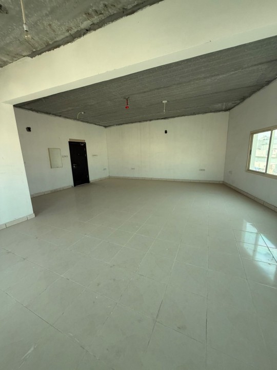 صورة مكتب للإيجار في عالي #7639 1