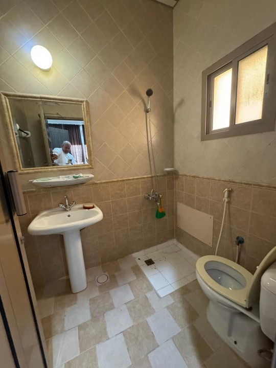 صورة شقة للإيجار في المقشع #7674 3