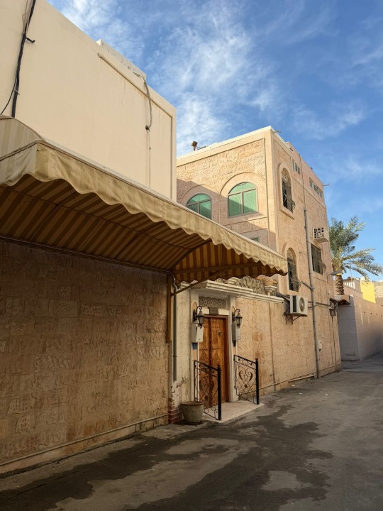 صورة فيلا للبيع في البسيتين #7788 0 