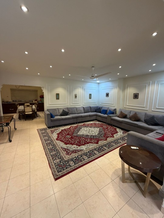 صورة فيلا للبيع في البسيتين #7788 7