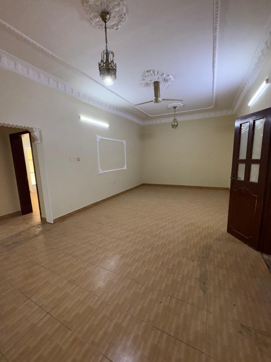 صورة شقة للإيجار في جدحفص #7789 8