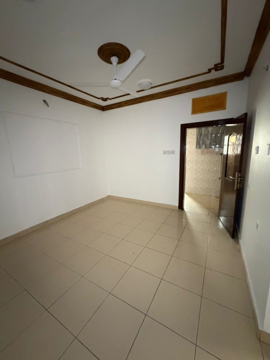 صورة شقة للإيجار في عالي #7959 4