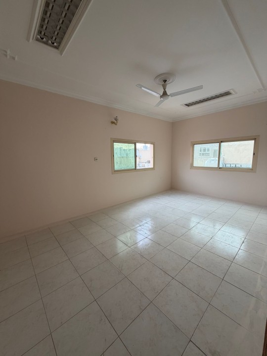 صورة فيلا للإيجار في توبلي #8016 2