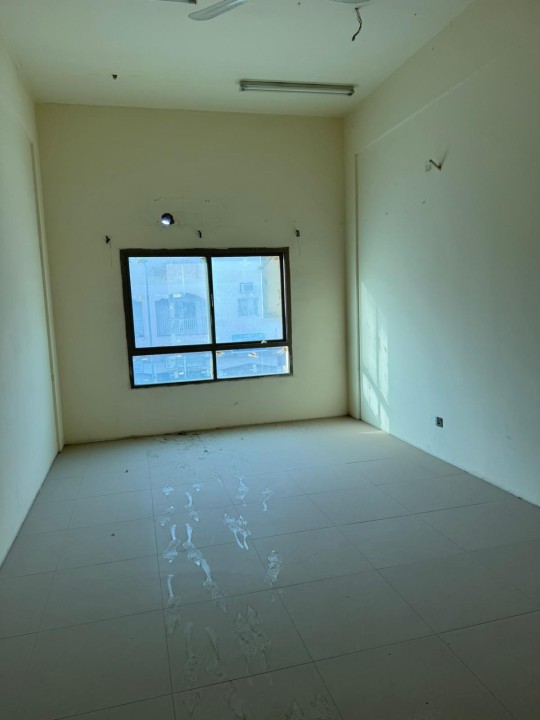 صورة مبنى للإيجار في سند #8045 2