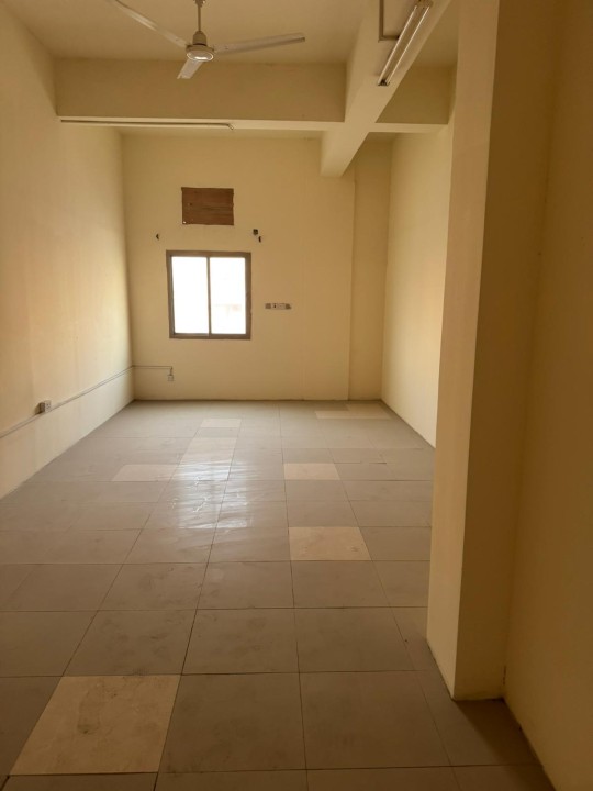 صورة مبنى للإيجار في سند #8045 3