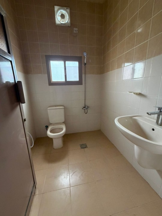 صورة شقة للإيجار في سترة #8108 3