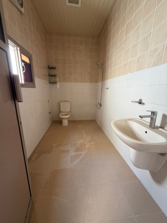 صورة شقة للإيجار في سترة #8108 6