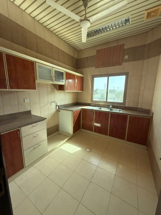 صورة شقة للإيجار في جدحفص #8890 7