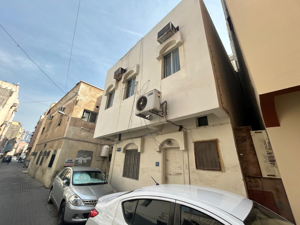 Villa for Sale in Manama Image #9698 3