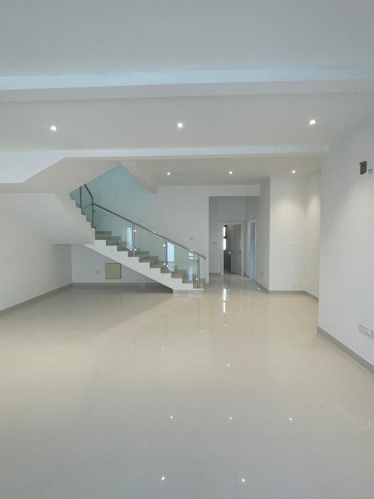 Villa for Sale in Shahrakkan Image #9699 1